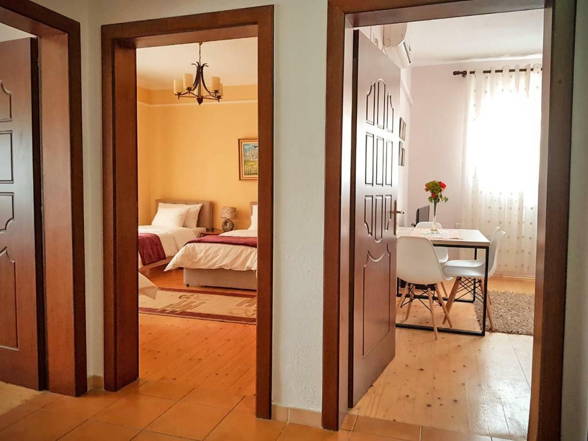 Seasons - Free Parking & Center Apartament *
